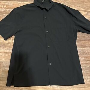 Lululemon Men’s Button Up Shirt